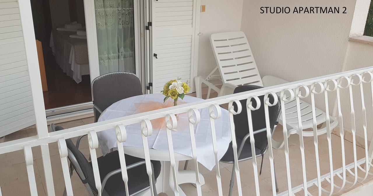 Apartments Olga & Jure بيساك المظهر الخارجي الصورة