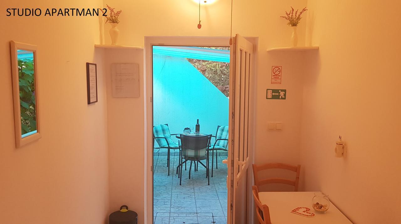 Apartments Olga & Jure بيساك المظهر الخارجي الصورة