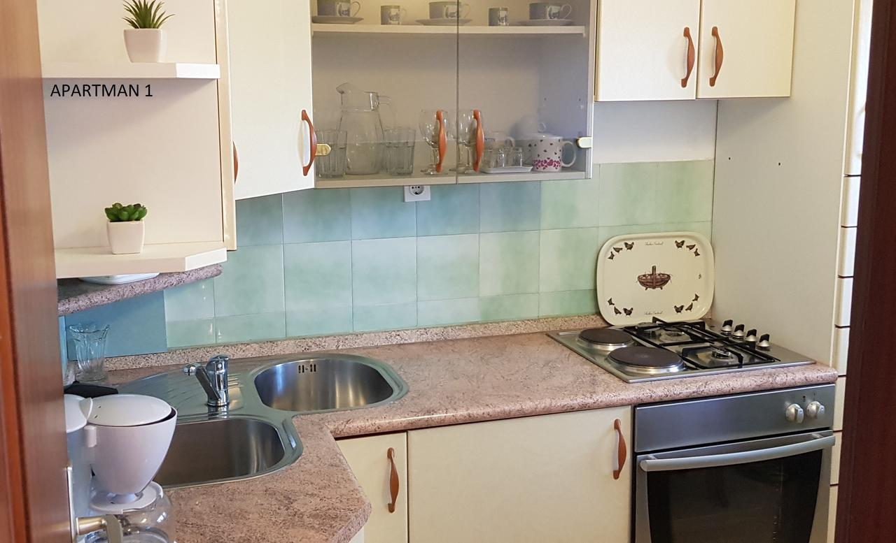 Apartments Olga & Jure بيساك المظهر الخارجي الصورة