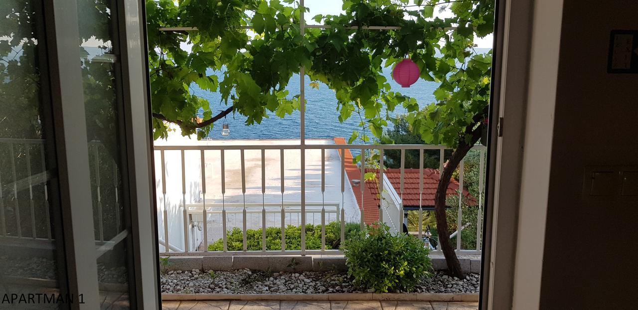 Apartments Olga & Jure بيساك المظهر الخارجي الصورة